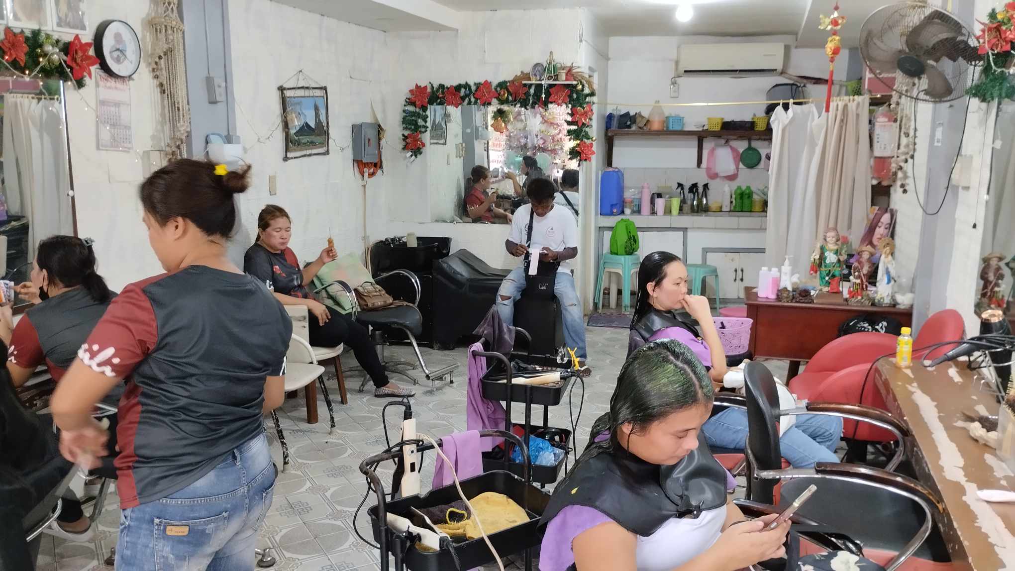Salon Image